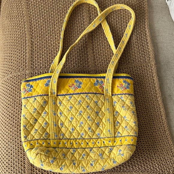 Croft & Barrow Quilted Floral Shoulder Bag Zip Top Purse Pockets Double Handles - Picture 3 of 7